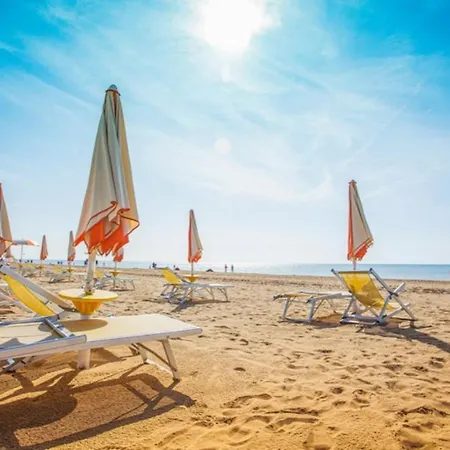 Apartment Residenz Carina Dreizimmer-wohnung Elegance Fuer 8 Personen Bibione